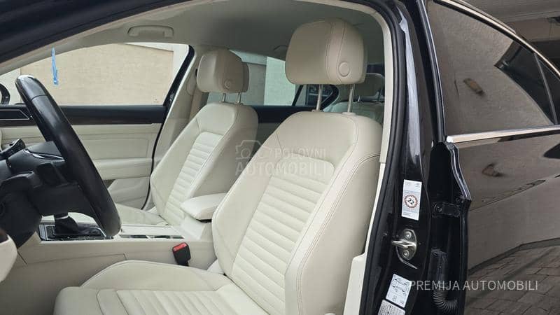 Volkswagen Passat B8 2.0 HIGHLINE Volkswagen Passat B8 2.0 HIGHLINE