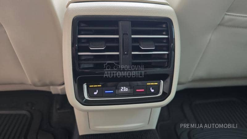Volkswagen Passat B8 2.0 HIGHLINE Volkswagen Passat B8 2.0 HIGHLINE