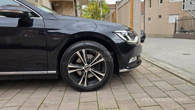 Volkswagen Passat B8 2.0 HIGHLINE Volkswagen Passat B8 2.0 HIGHLINE