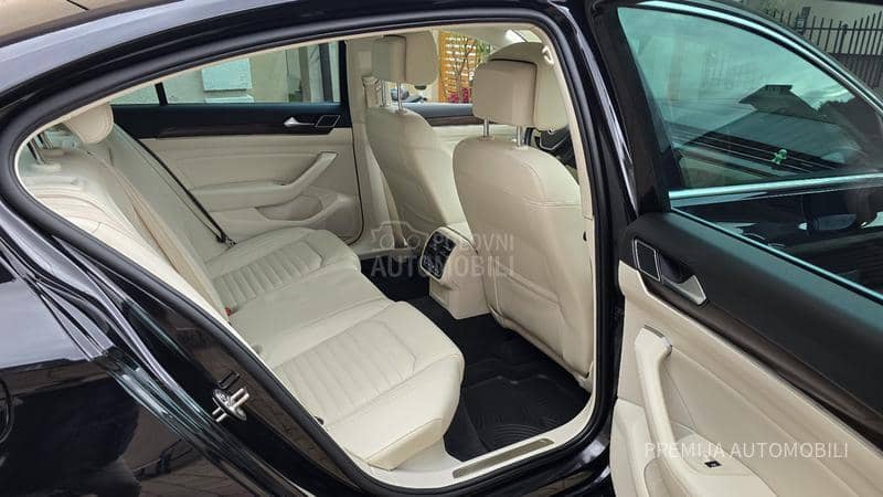 Volkswagen Passat B8 2.0 HIGHLINE Volkswagen Passat B8 2.0 HIGHLINE
