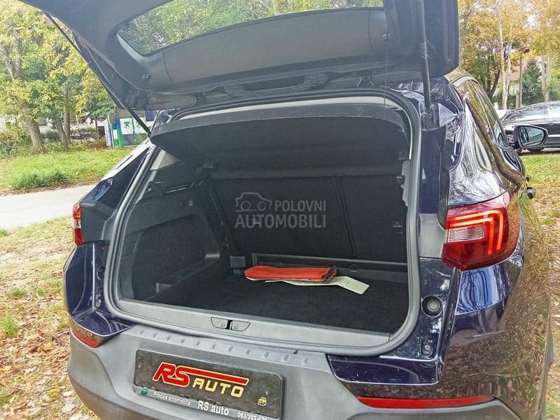 Opel Grandland X A.U.T.O.M.A.T.I.K.