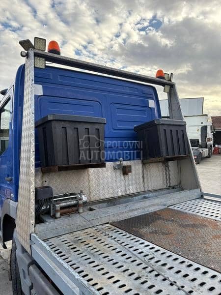 Mercedes Benz atego 815