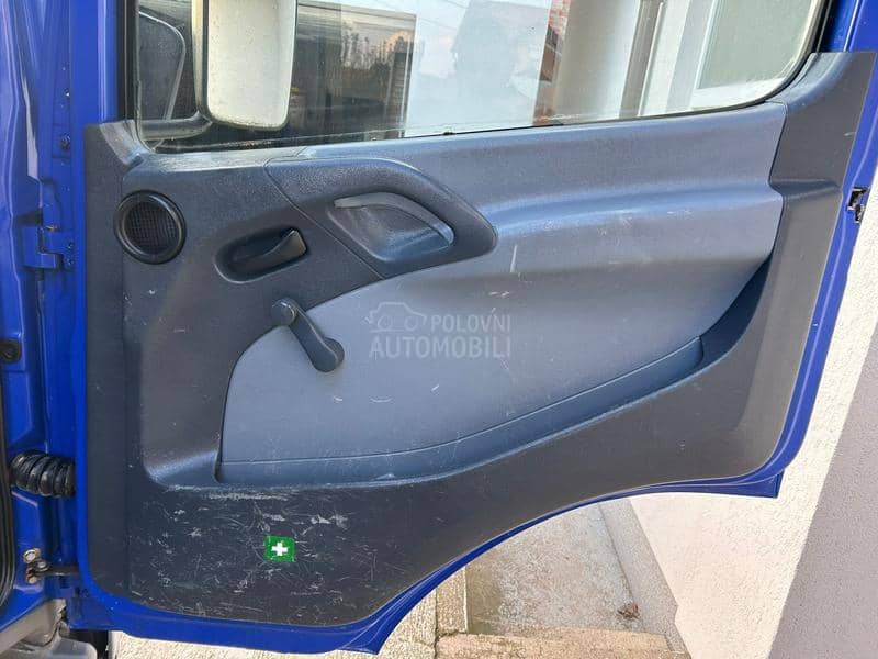 Mercedes Benz atego 815