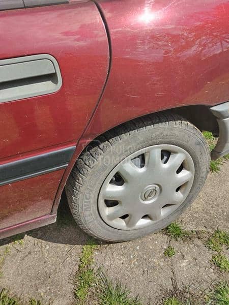 Opel Vectra A 4 TUERIG