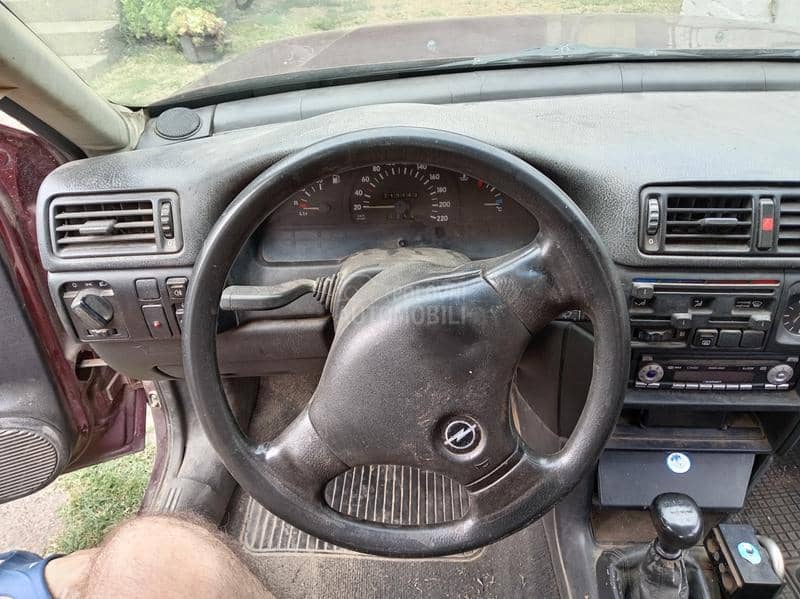 Opel Vectra A 4 TUERIG