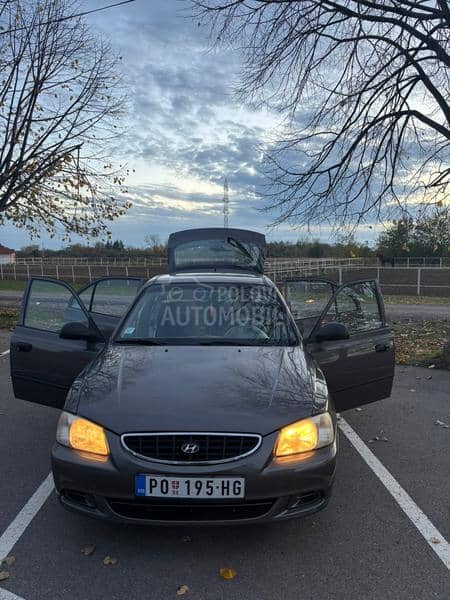 Hyundai Accent 