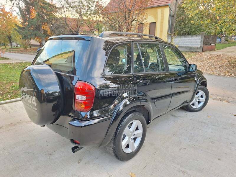 Toyota RAV 4 2.0 D4D N.o.v Toyota RAV 4 2.0 D4D N.o.v