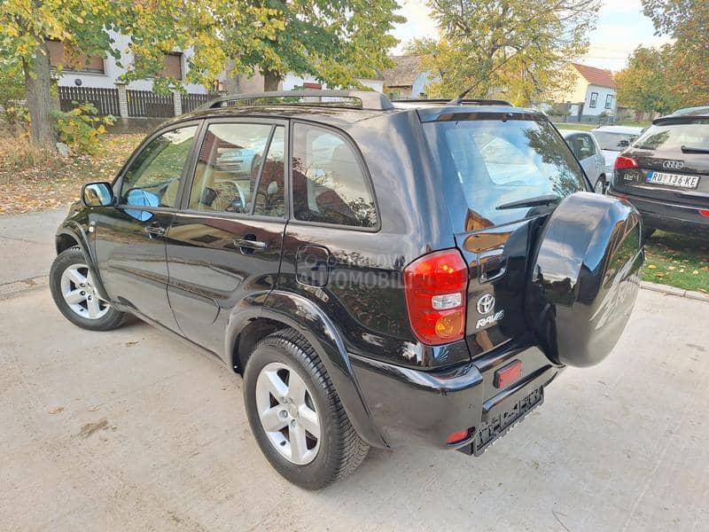 Toyota RAV 4 2.0 D4D N.o.v Toyota RAV 4 2.0 D4D N.o.v