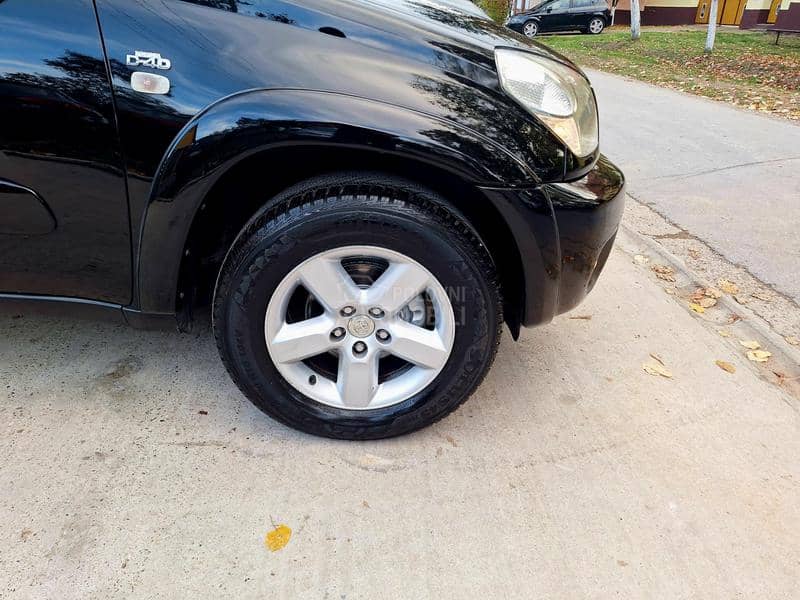 Toyota RAV 4 2.0 D4D N.o.v Toyota RAV 4 2.0 D4D N.o.v