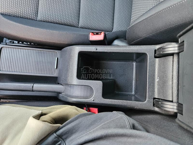 Volkswagen Golf 6  Volkswagen Golf 6