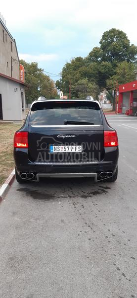 Porsche Cayenne 
