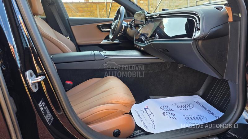 Mercedes Benz E 220 d/4m/AMG/3disp/pano