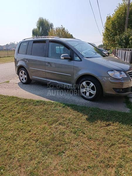 Volkswagen Touran 2.0 TDI