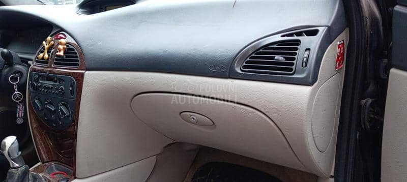 Citroen C5 SX2.0 I 16V