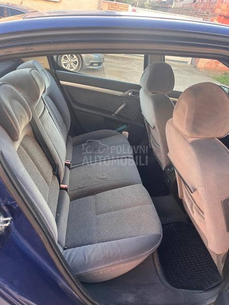 Peugeot 407 2.0 hdi