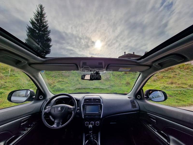 Peugeot 4008 1.6 HDI 4x4 ALLURE