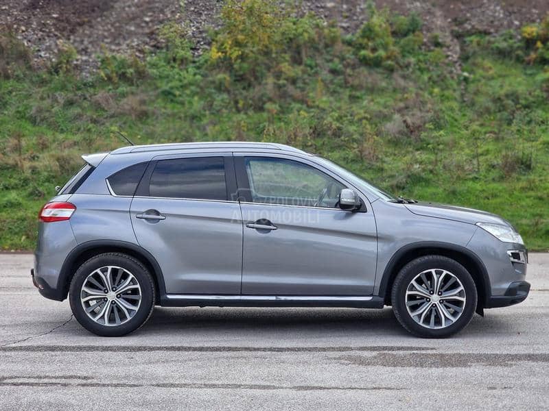 Peugeot 4008 1.6 HDI 4x4 ALLURE