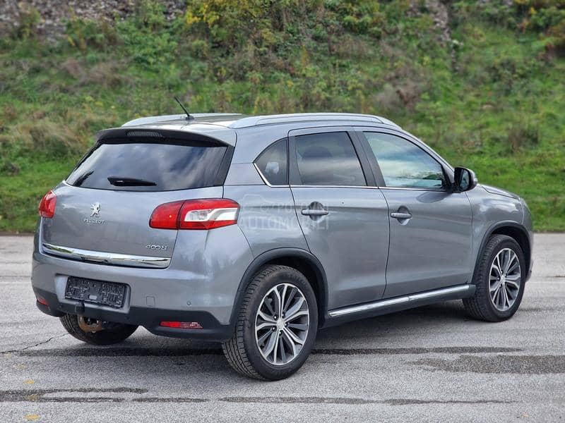Peugeot 4008 1.6 HDI 4x4 ALLURE