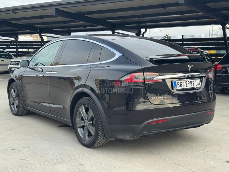 Tesla Model X 75D