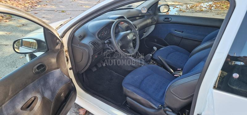 Peugeot 206 