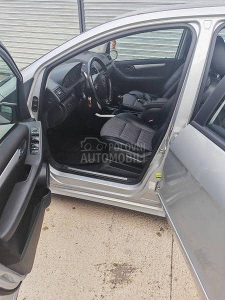 Mercedes Benz A 180 A 180 CDI Mercedes Benz A 180 A 180 CDI