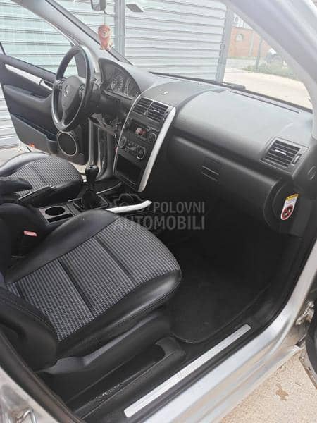 Mercedes Benz A 180 A 180 CDI Mercedes Benz A 180 A 180 CDI