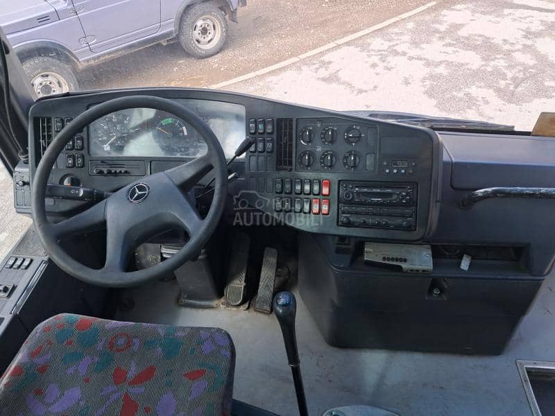 Mercedes Benz Sprinter 413 i 404