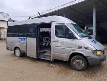 Mercedes Benz Sprinter 413 i 404