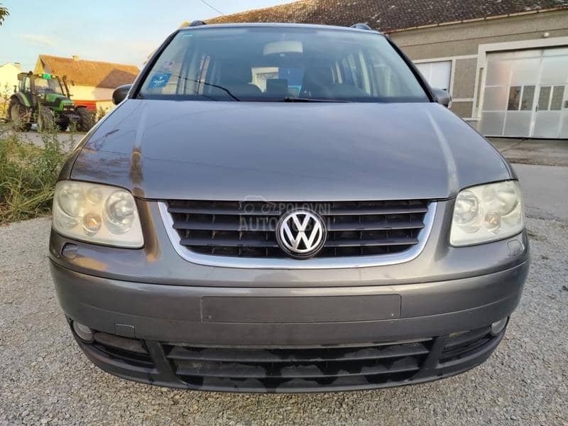 Volkswagen Touran 