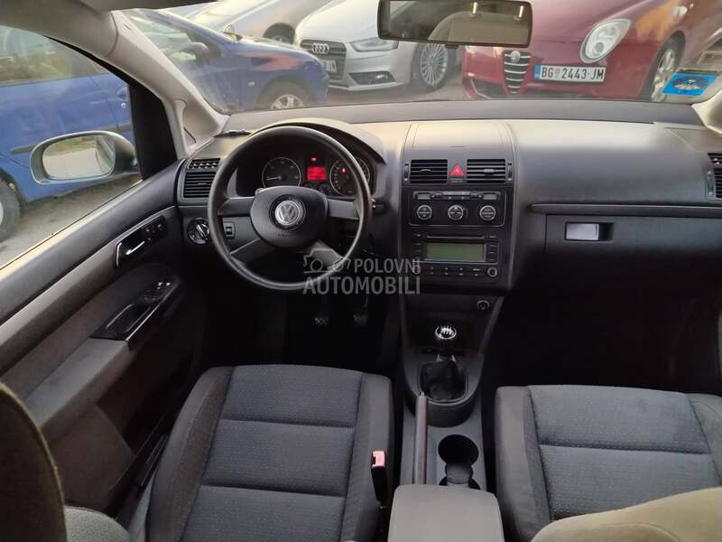 Volkswagen Touran 