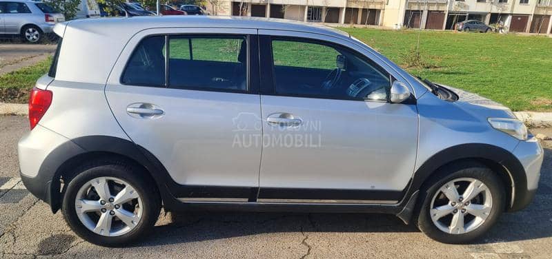 Toyota Urban Cruiser 