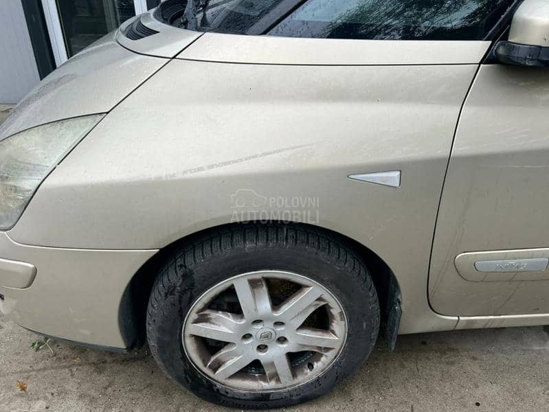 Krilo levo zlatno TED19