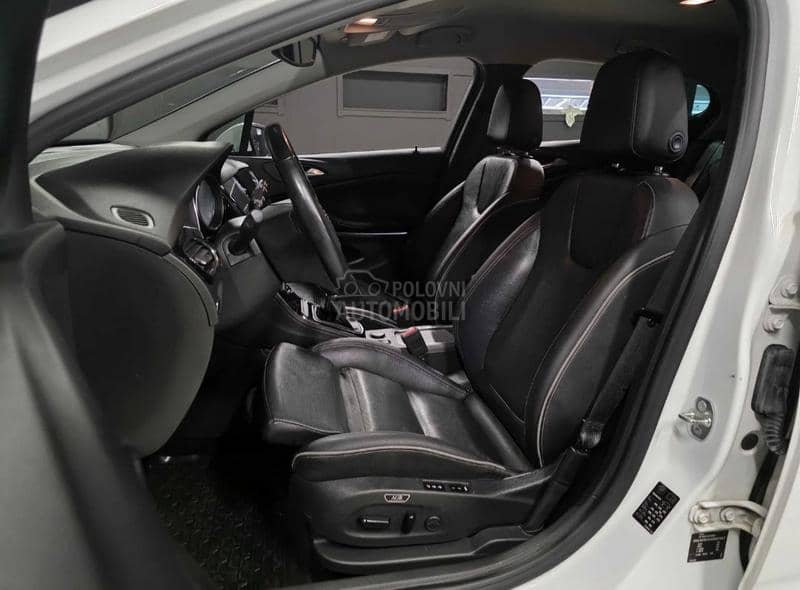 Opel Astra K Premium Plus