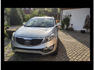 Kia Sportage 2.0 crdi svica
