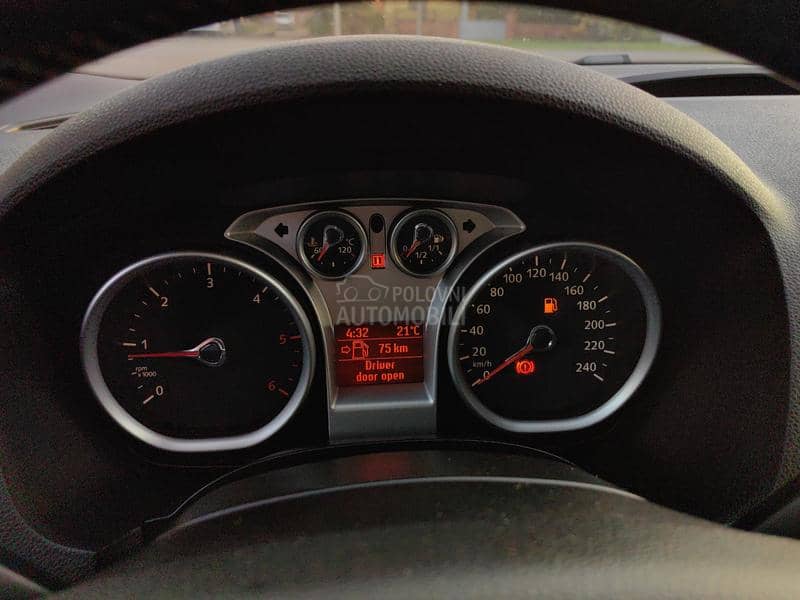 Ford Kuga 2.0TDCI TITANIUM Ford Kuga 2.0TDCI TITANIUM