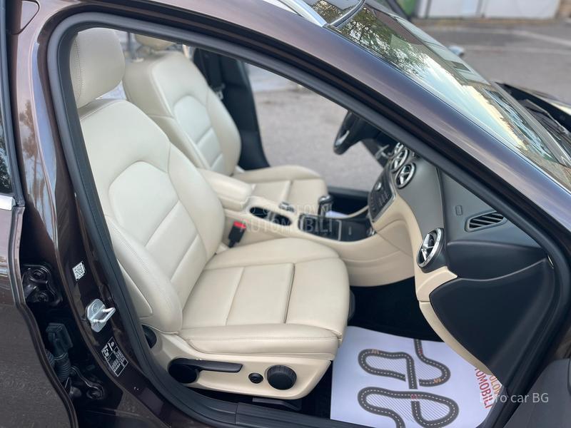 Mercedes Benz GLA 180 P A N O. L E D Mercedes Benz GLA 180 P A N O. L E D
