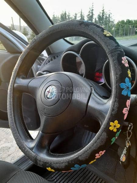 Alfa Romeo 147 1.6 ts