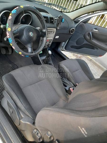 Alfa Romeo 147 1.6 ts