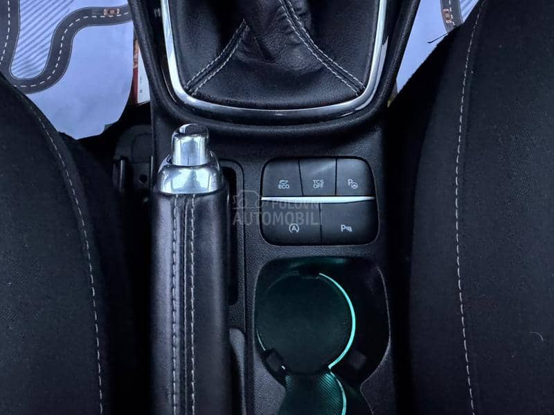 Ford Fiesta 1.0 BEN TITANIUM ŠVA