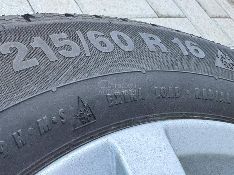 Continental 215/60 R16 Zimska