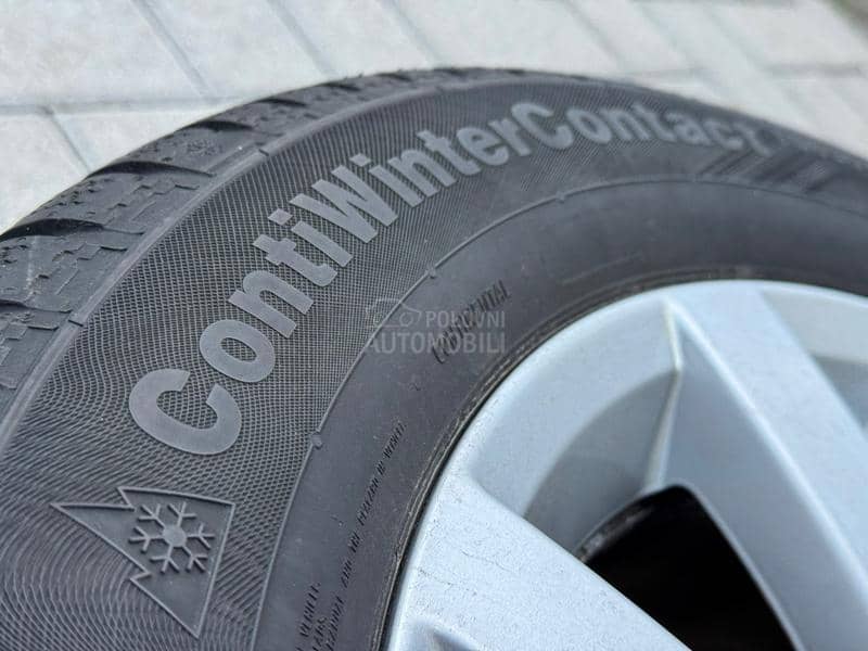 Continental 215/60 R16 Zimska