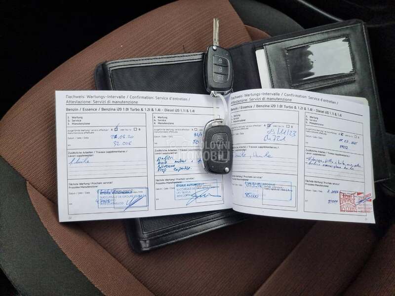 Hyundai i20 1.2b Amplia Led Ch