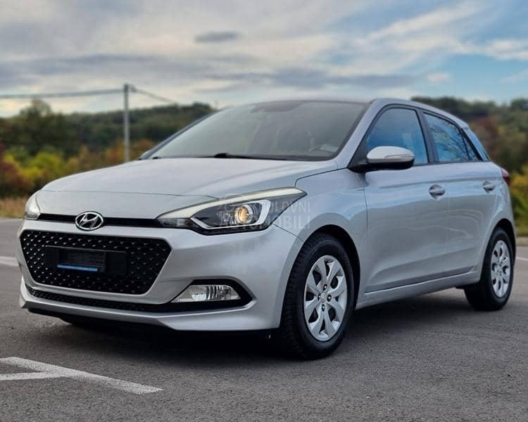 Hyundai i20 1.2b Amplia Led Ch