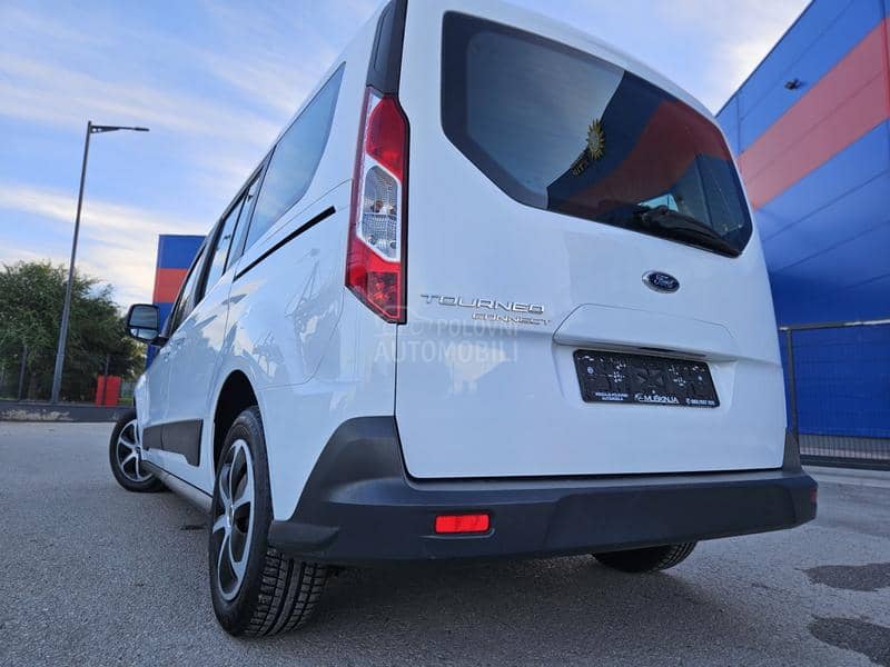 Ford Tourneo Connect 