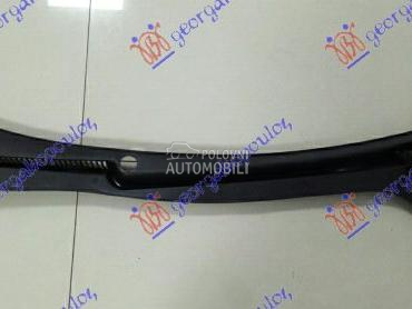 MASKA ISPOD PREDNJIH BRISACA za Volkswagen Golf 5 od 2007. do 2009. god.