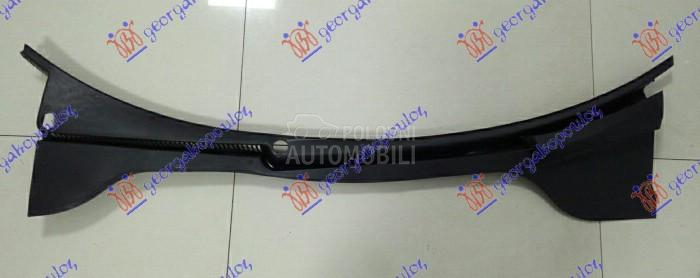 MASKA ISPOD PREDNJIH BRISACA