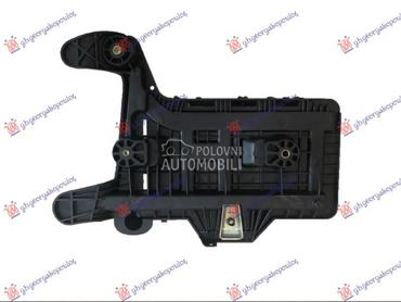 NOSAC AKUMULATORA za Volkswagen Jetta od 2005. do 2010. god.