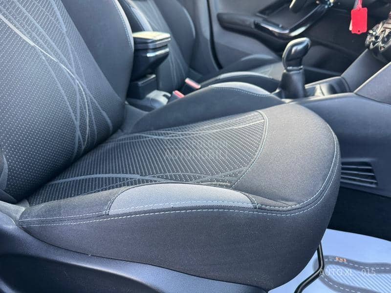 Peugeot 208 1.6 E-HDI // N.O.V