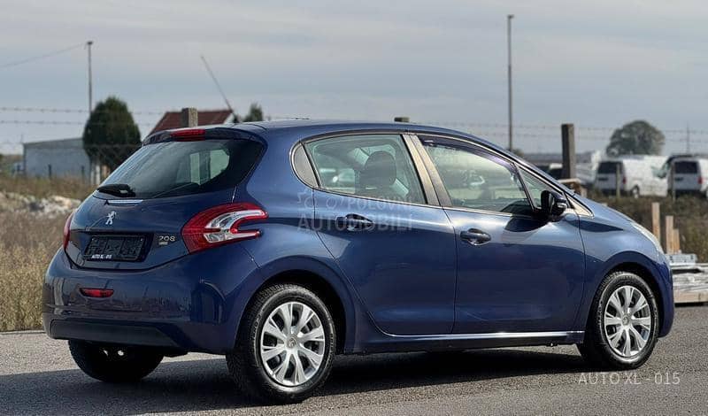 Peugeot 208 1.6 E-HDI // N.O.V