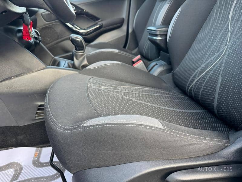 Peugeot 208 1.6 E-HDI // N.O.V